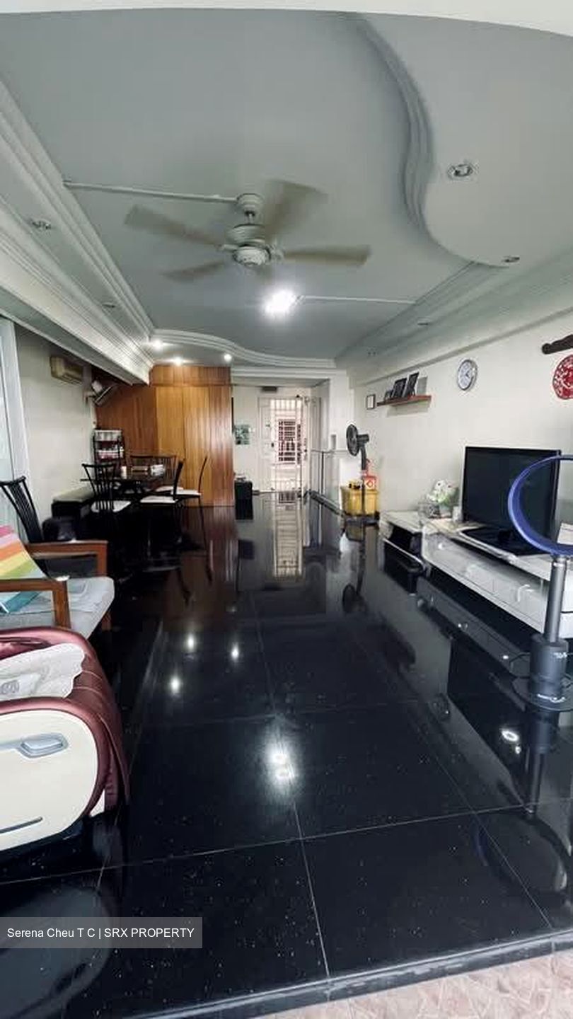 Blk 635 Woodlands Ring Road (Woodlands), HDB Executive #562055381
